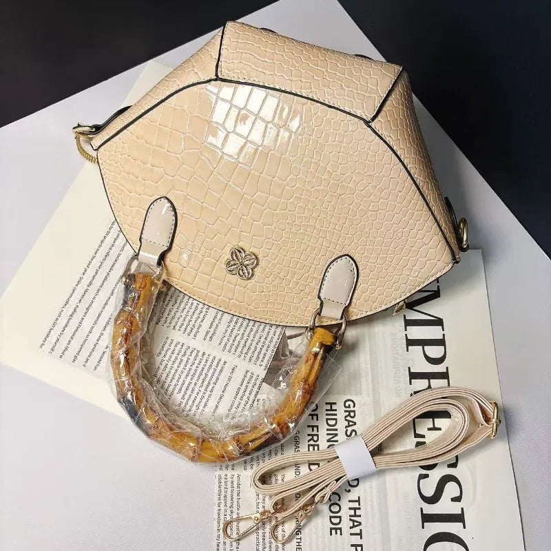 New Women's Handbag Fashionable and Personalized Women's Shoulder Bag PU Casual Women's Bag High Quality and Large Capacity