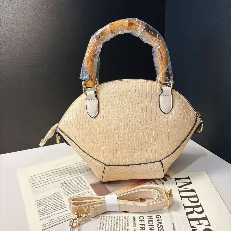 New Women's Handbag Fashionable and Personalized Women's Shoulder Bag PU Casual Women's Bag High Quality and Large Capacity