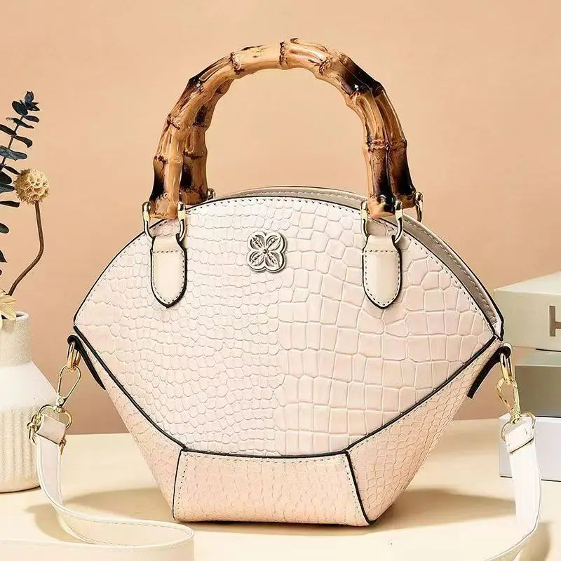 New Women's Handbag Fashionable and Personalized Women's Shoulder Bag PU Casual Women's Bag High Quality and Large Capacity